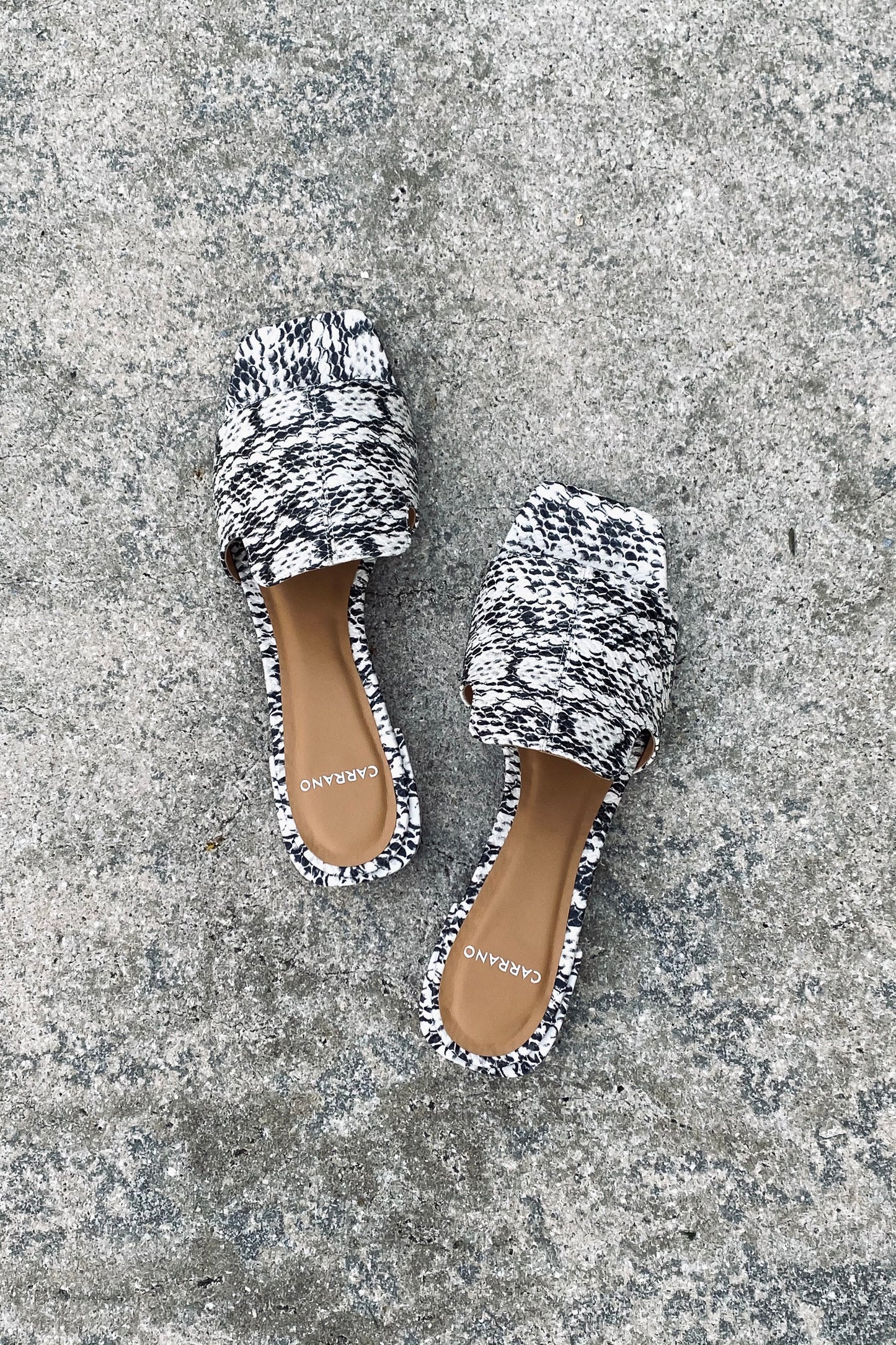 CR SLIDE LEATHER SANDAL IN VIPER EMBOSSE