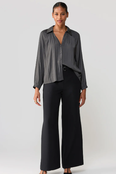 SC CASUALLY CUTE SATEEN BLOUSE