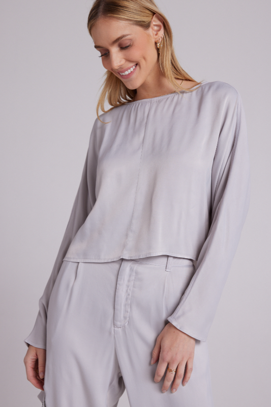 BD DOLMAN SLEEVE BLOUSE